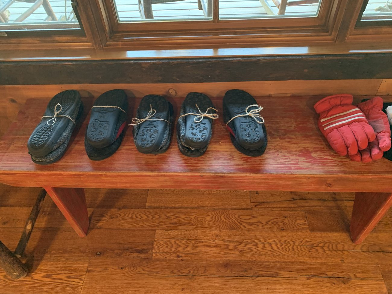 Slippers & Gloves
